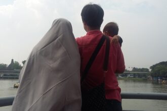 Peran Ayah dalam menjaga anak agar tidak bermaksiat kepada Allah Swt