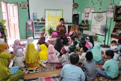 edukasi berbakti kepada kedua orang tua dalam rangka memperingati hari ayah nasional